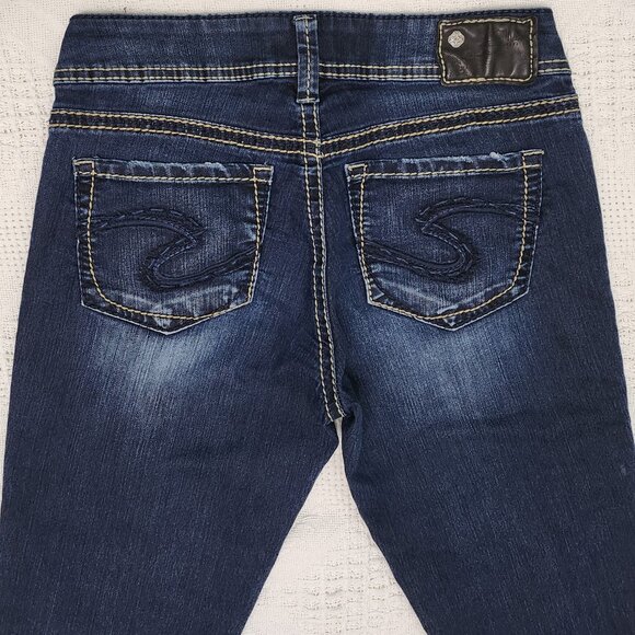Silver Jeans Suki Capri Blue Jeans - Picture 7 of 7
